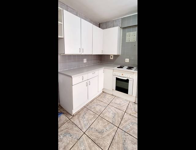 2 bed property to rent in KRUGERSDORP